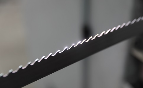 随州双金属带锯条产生切削噪音的原因具体有哪些？
